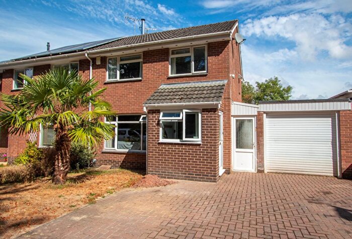 3 Bedroom Semi Detached House For Sale In Kings Avenue, Ottery St Mary, EX11