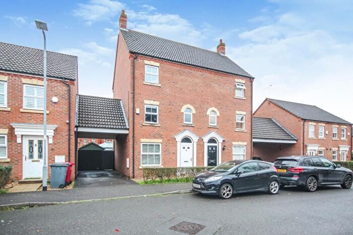 4 Bedroom Property To Rent In Parsons Road, Langley, Slough, SL3