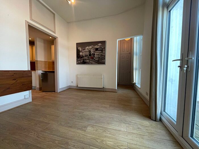 1 Bedroom Flat To Rent In Prince Road, London, SE25