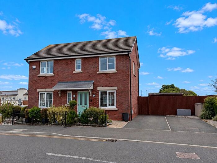 3 Bedroom Detached House For Sale In Eagle Drive, Thornton-Cleveleys, FY5