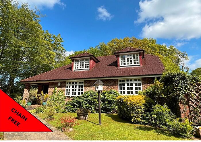 4 Bedroom Detached House For Sale In Hurst Lane, Sedlescombe, TN33