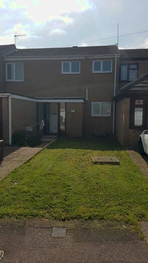 3 Bedroom Terraced House To Rent In Buckley Close, Stanford-Le-Hope, SS17