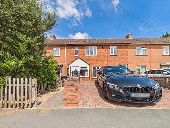 4 Bedroom Terraced House For Sale In Broomhill Road, Bristol, BS4