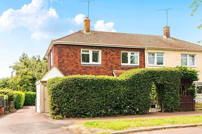 3 Bedroom Semi-Detached House To Rent In Fraser Road, Kings Worthy, SO23
