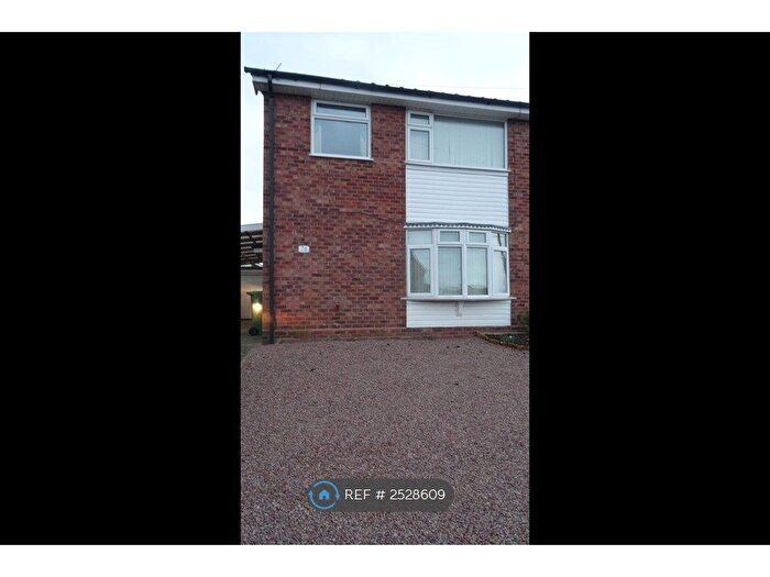 3 Bedroom Semi-Detached House To Rent In Canada Way, Worcester, WR2