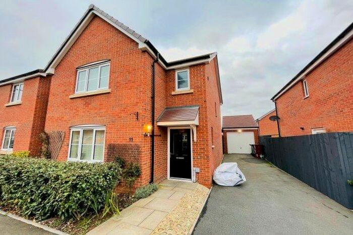 3 Bedroom Property To Rent In Batchelor Close, Leamington Spa CV31