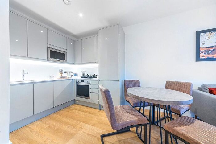 1 Bedroom Flat To Rent In Pershore Street, Birmingham, B5