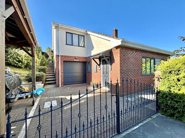 3 Bedroom Detached House For Sale In Valley Road, Worrall Hill, Lydbrook, GL17