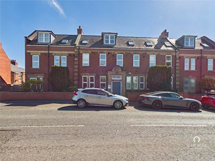 2 Bedroom Flat For Sale In Rupert Court, Newcastle Upon Tyne, Tyne And Wear, NE15