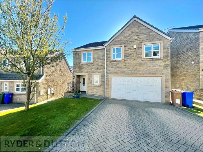 5 Bedroom Detached House To Rent In Shires View, Mossley, Ashton-under-Lyne, Greater Manchester, OL5