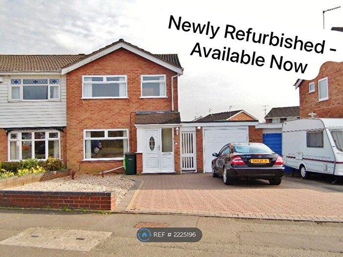 3 Bedroom Semi-Detached House To Rent In Garth Crescent, Binley, Coventry, CV3