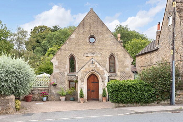 3 Bedroom Detached House For Sale In Velley Hill, Gastard, Corsham, SN13