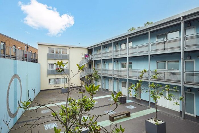 2 Bedroom Flat To Rent In Albert Road, London, E16