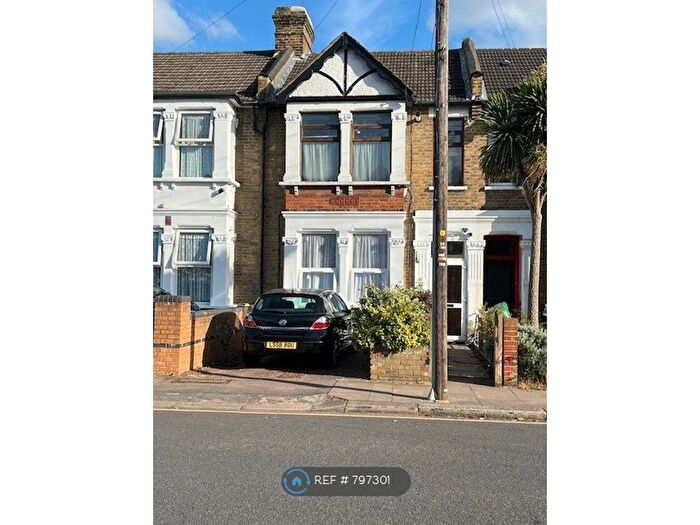 2 Bedroom Flat To Rent In Coventry Road, Ilford, IG1