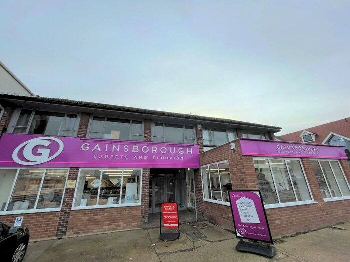 2 Bedroom Flat To Rent In London Road, Leigh-On-Sea, Essex, SS9