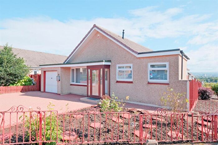 3 Bedroom Bungalow For Sale In Lomond View, Hamilton, ML3