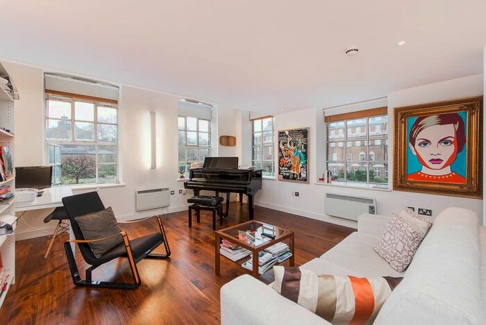 2 Bedroom Flat To Rent In Hardwick Street, London, EC1R