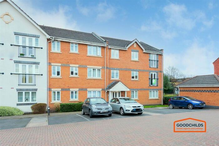 2 Bedroom Flat To Rent In Moorhen Close, Brownhills, Walsall, WS8