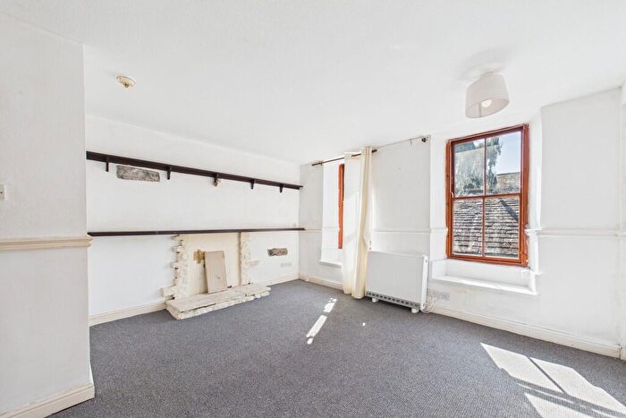 1 Bedroom Flat For Sale In B Highgate, Kendal, LA9