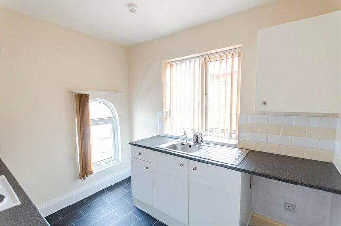 1 Bedroom Flat To Rent In Princes Avenue, Withernsea, HU19