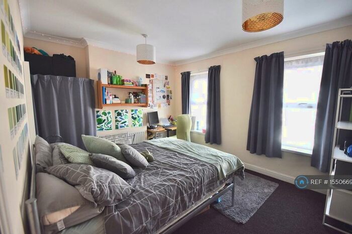 4 Bedroom Terraced House To Rent In Cyfarthfa Street, Cardiff, CF24