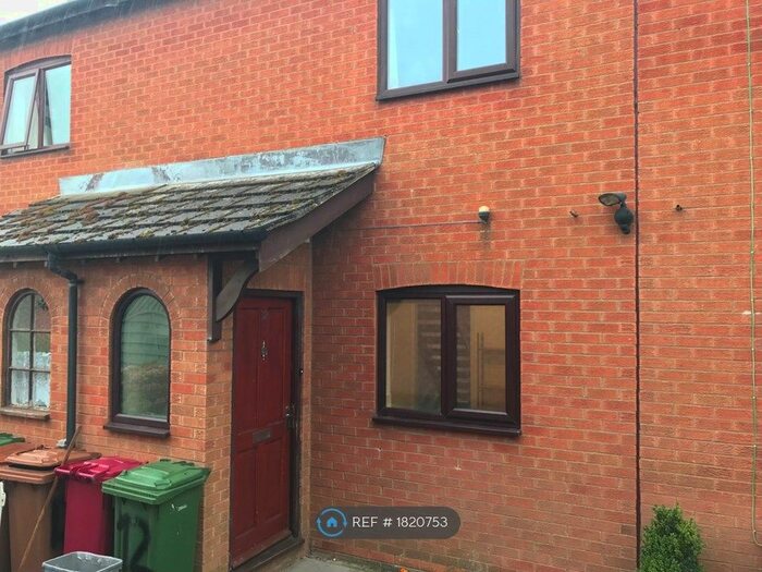 2 Bedroom Terraced House To Rent In Ashlin Court, Messingham, Scunthorpe, DN17