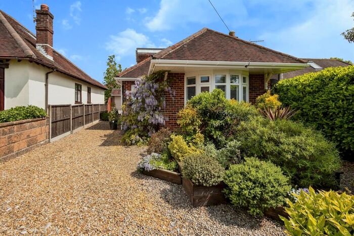 2 Bedroom Bungalow For Sale In Whitehaven, Horndean, PO8