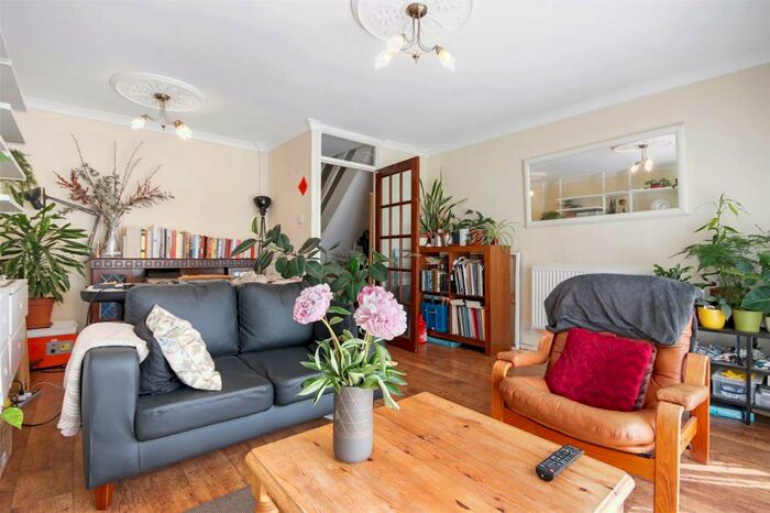 3 Bedroom Maisonette To Rent In Mitchell Street, London, EC1V