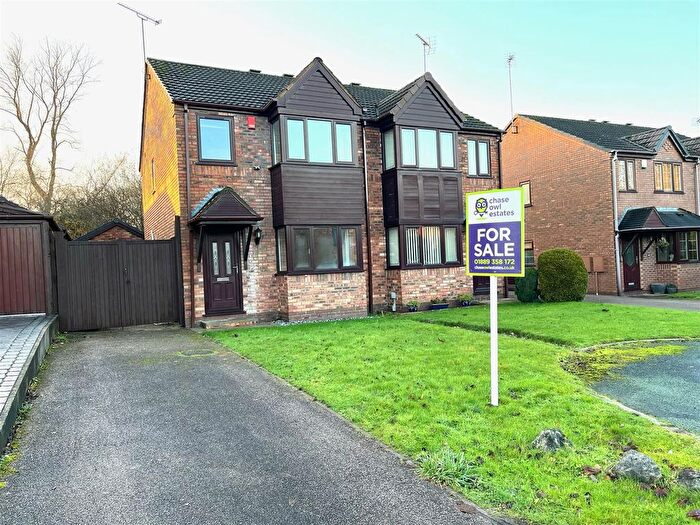 3 Bedroom Semi-Detached House For Sale In Chetwynd Park, Hednesford, Cannock, WS12