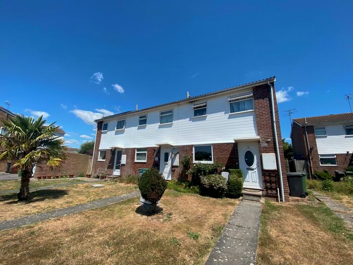 3 Bedroom End Of Terrace House To Rent In Badlesmere Road, Eastbourne, BN22