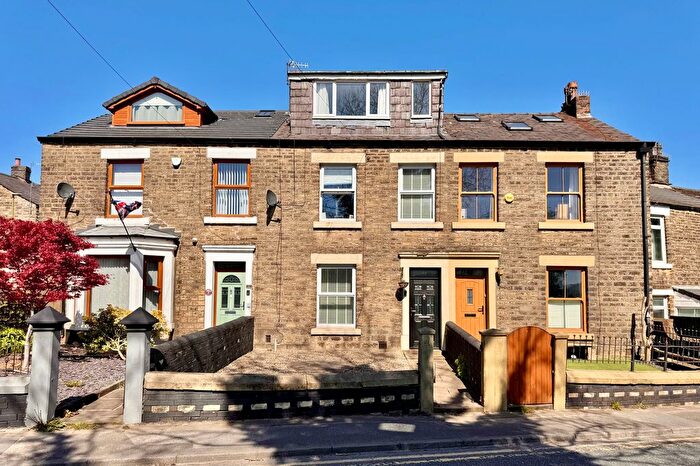 4 Bedroom Terraced House For Sale In Woolley Lane, Hollingworth, SK14