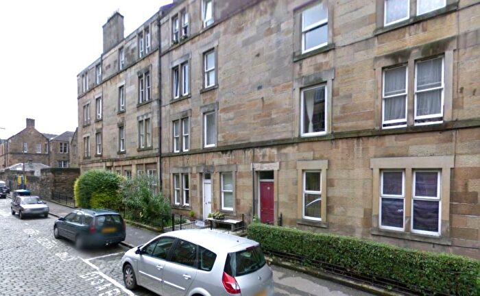 1 Bedroom Flat To Rent In Cathcart Place, Edinburgh, EH11