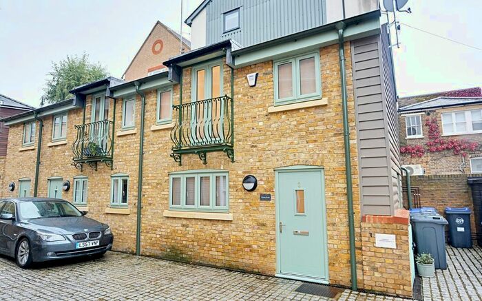2 Bedroom End Of Terrace House To Rent In Priory Street, Hertford, SG14