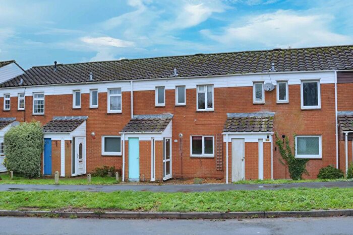 3 Bedroom Terraced House For Sale In Romsey, SO51