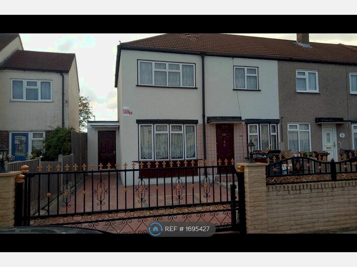 1 Bedroom Property To Rent In Maybury Road, Barking, IG11