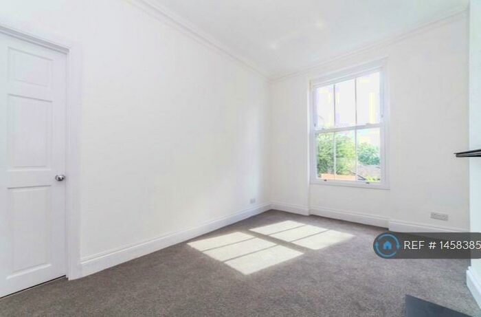1 Bedroom Flat To Rent In Seymour Terrace, London, SE20