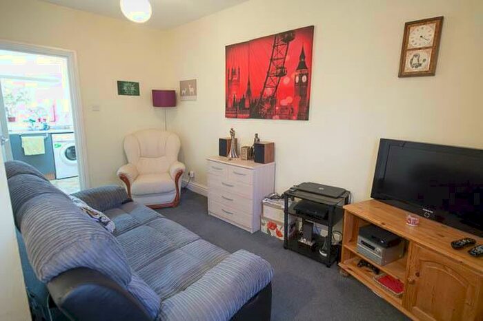 2 Bedroom Flat To Rent In St Georges Street, Cheltenham, GL50