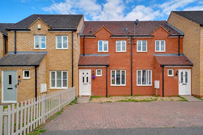 2 Bedroom Terraced House For Sale In Pipit Close, Royston, SG8