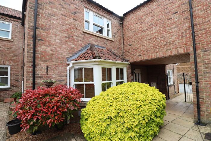 2 Bedroom Flat To Rent In Paradise Road, Downham Market, PE38