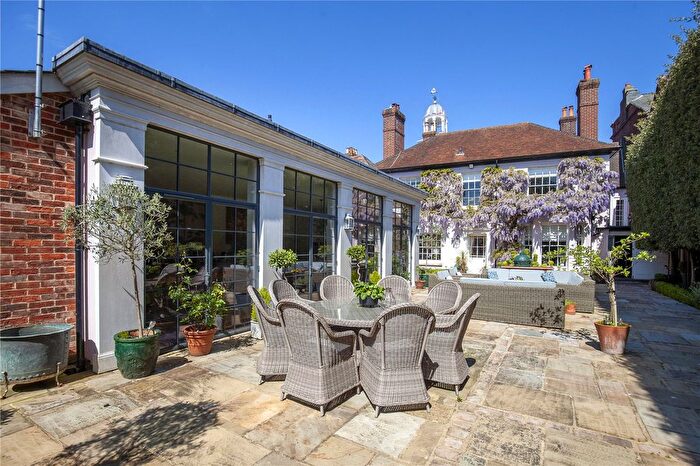 4 Bedroom Terraced House For Sale In High Street, Lymington, Hampshire, SO41
