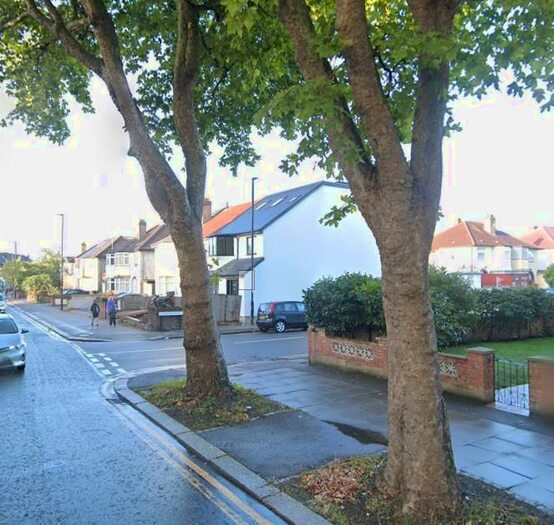 4 Bedroom Property To Rent In Brimsdown Avenue, Enfield, EN3