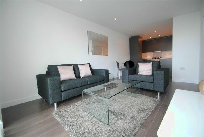 1 Bedroom Flat To Rent In Tennyson Apartments, Saffron Central Square, Croydon, CR0