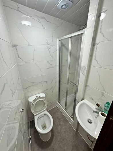 1 Bedroom Flat To Rent In West Ham Lane, London, E15