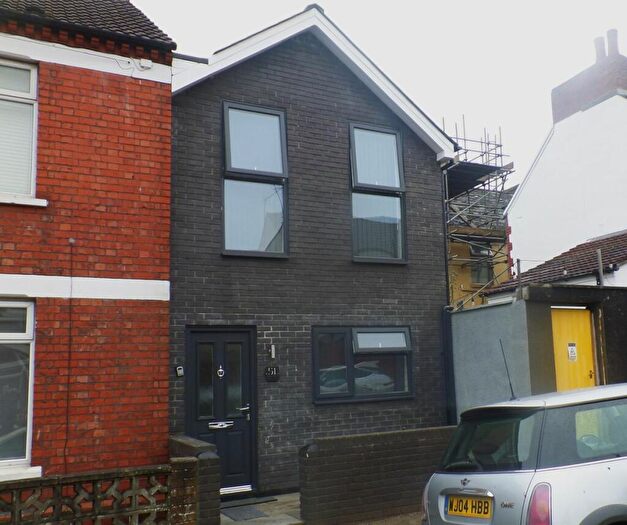 2 Bedroom Terraced House To Rent In Spencer Street, CF24
