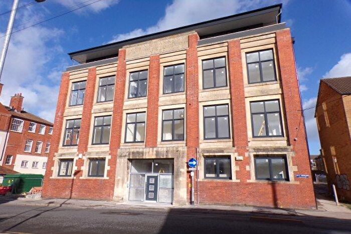 Studio To Rent In Newton Road, Yeovil, BA20