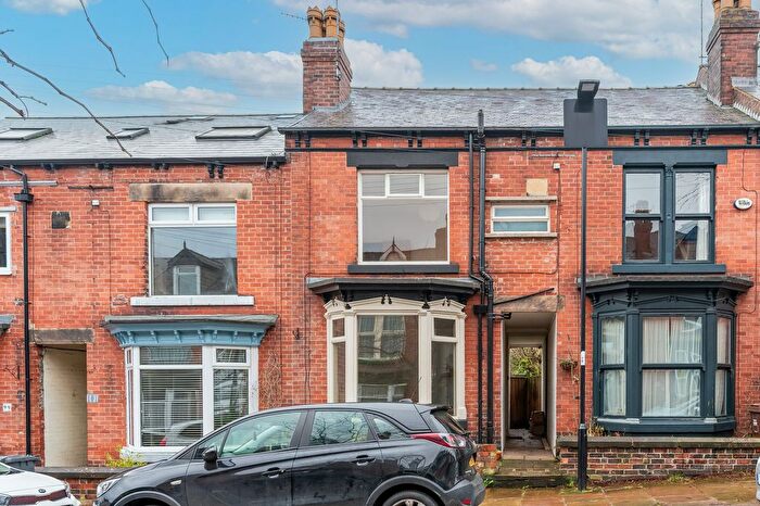 3 Bedroom Terraced House For Sale In Ranby Road, Ecclesall, S11