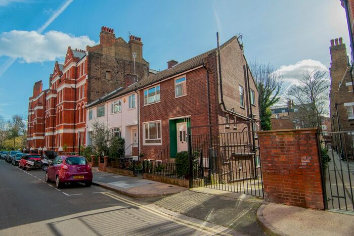 1 Bedroom Flat To Rent In Hamlet Gardens, Hammersmith, London, Uk, W6