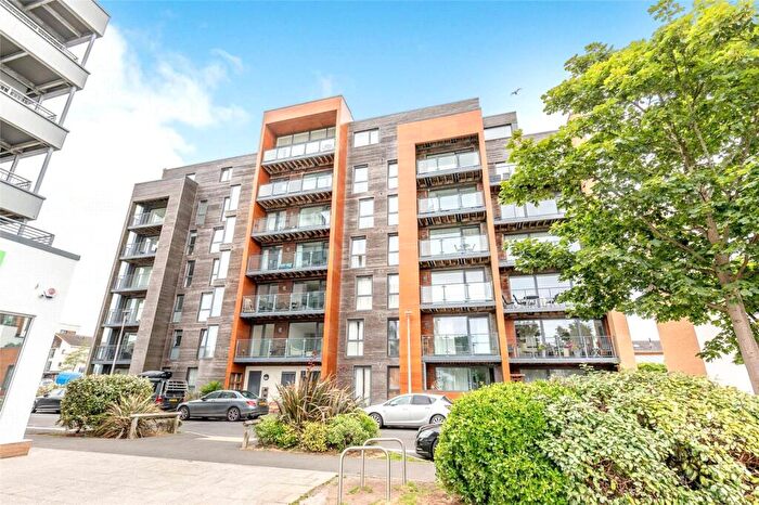 2 Bedroom Apartment To Rent In Newfoundland Way, Portishead, BS20