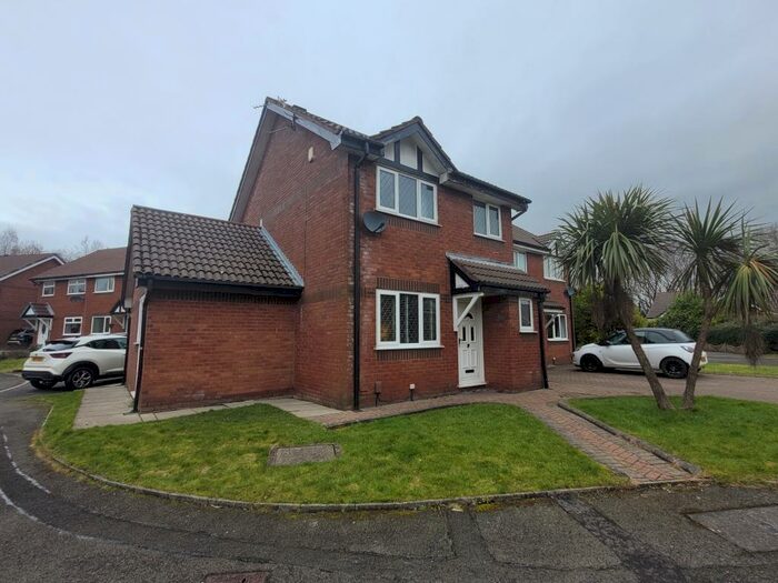 3 Bedroom House To Rent In Radstock Close, Belmont, BL1