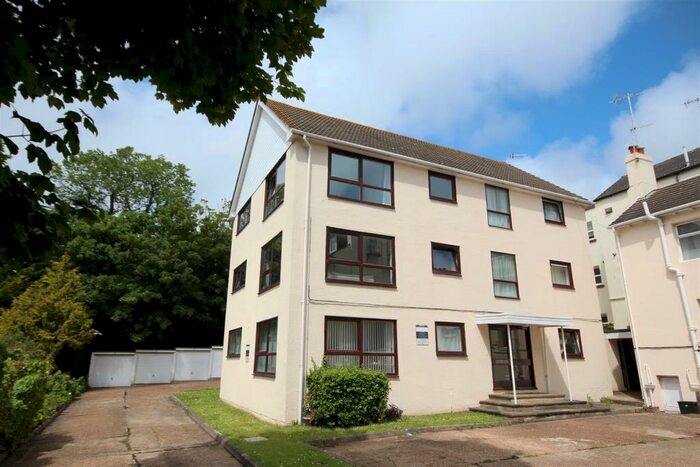 2 Bedroom Flat To Rent In Harrington Road, Brighton, BN1